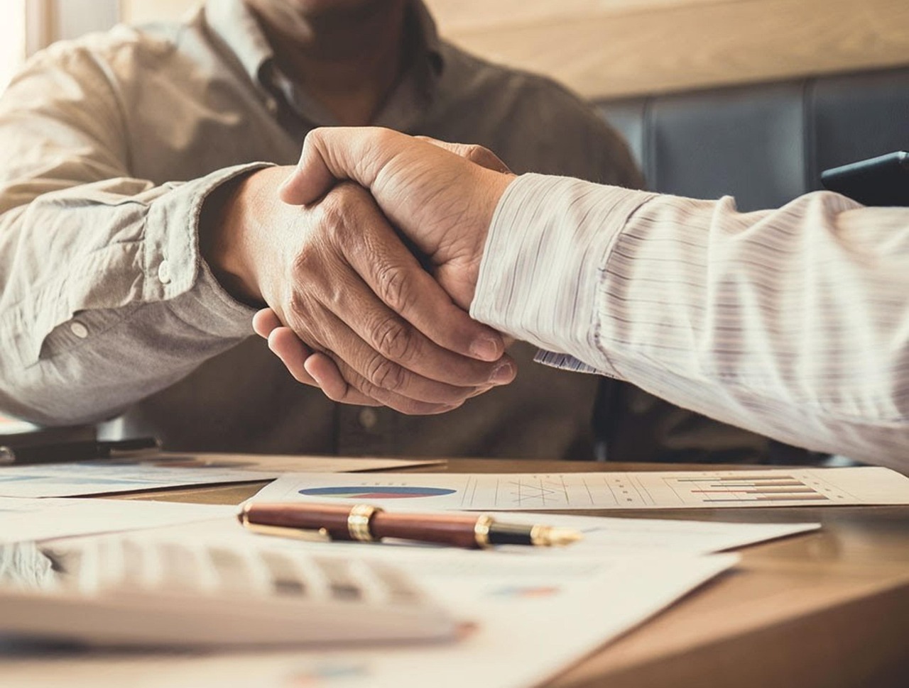 Vente à réméré : principe, avantages et risques à connaître
