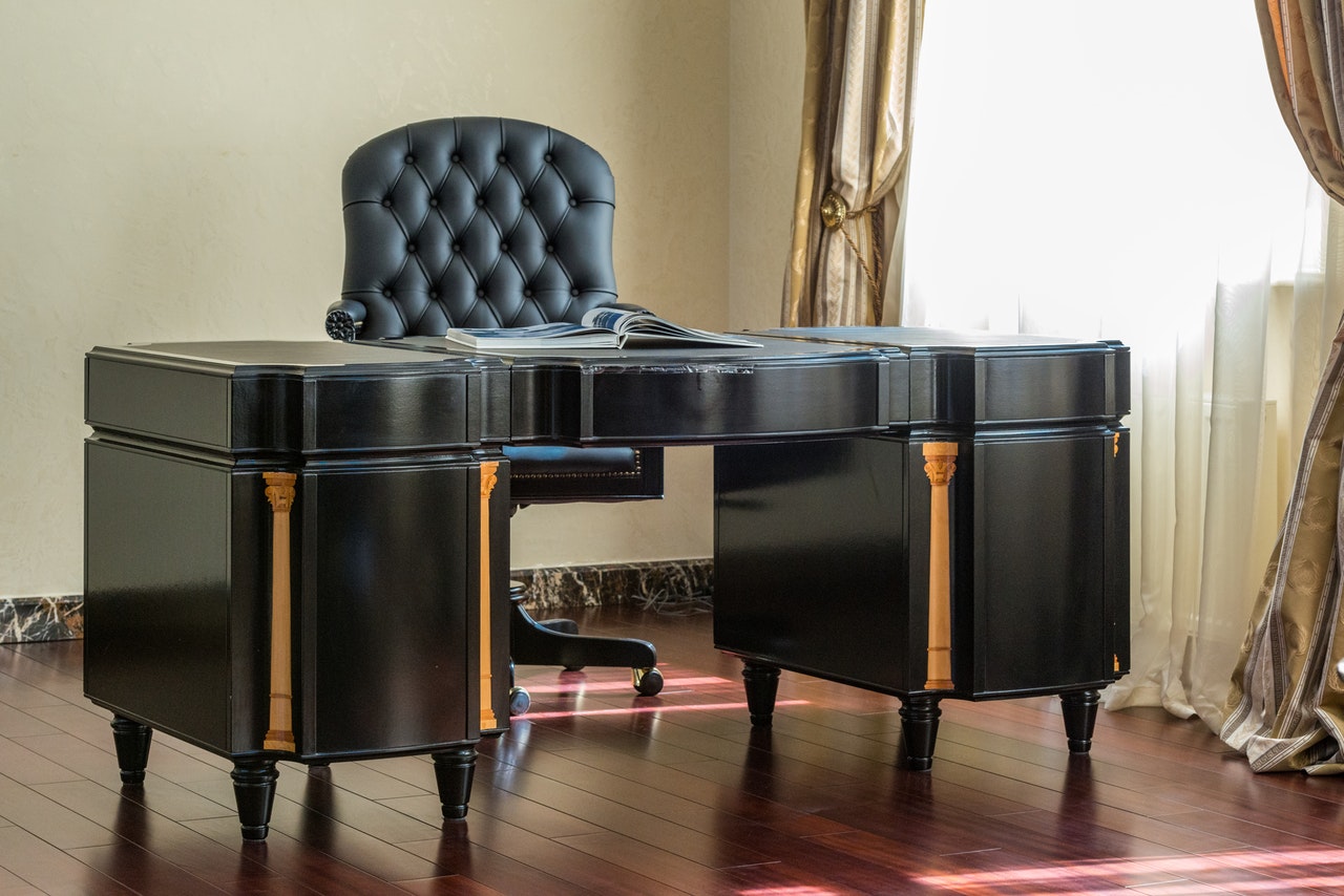 Tendance : accessoires et accents noirs organiques – coco kelley