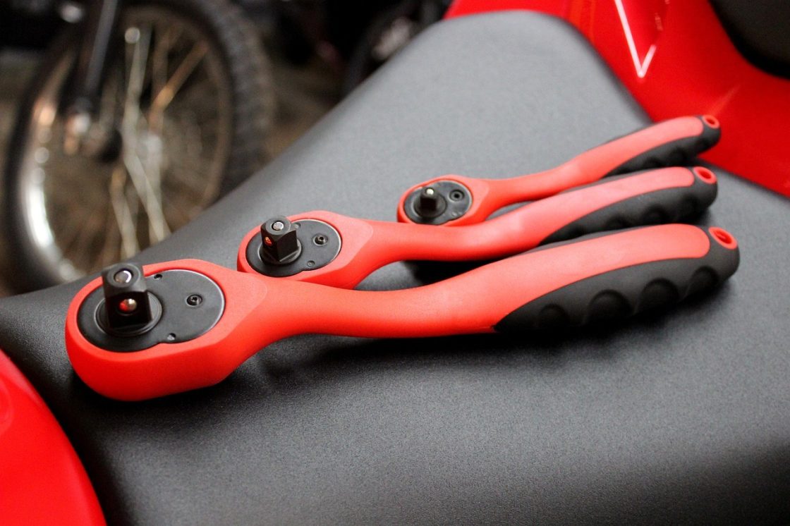 Les meilleurs outils de bricolage à avoir dans sa boîte à outils