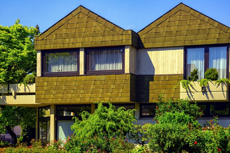 Comment protéger votre maison des risques naturels : le guide complet