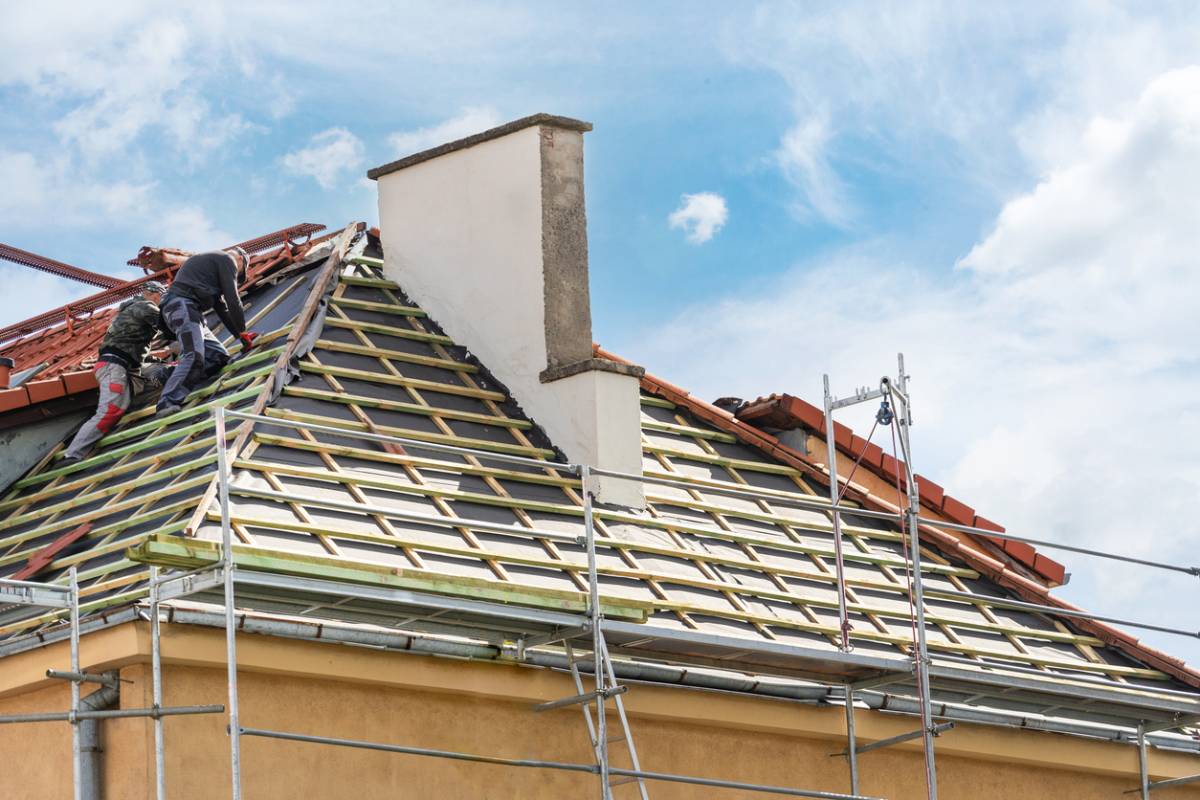 5 avantages de confier vos travaux de couverture à une entreprise spécialisée