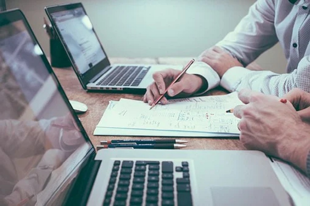 4 facteurs à considérer pour choisir une société de gestion de patrimoine